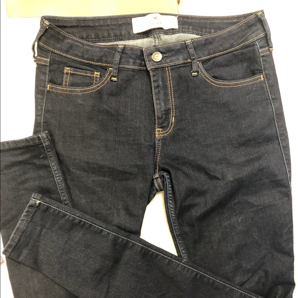 Size 7R Hollister Super Skinny Jeans
